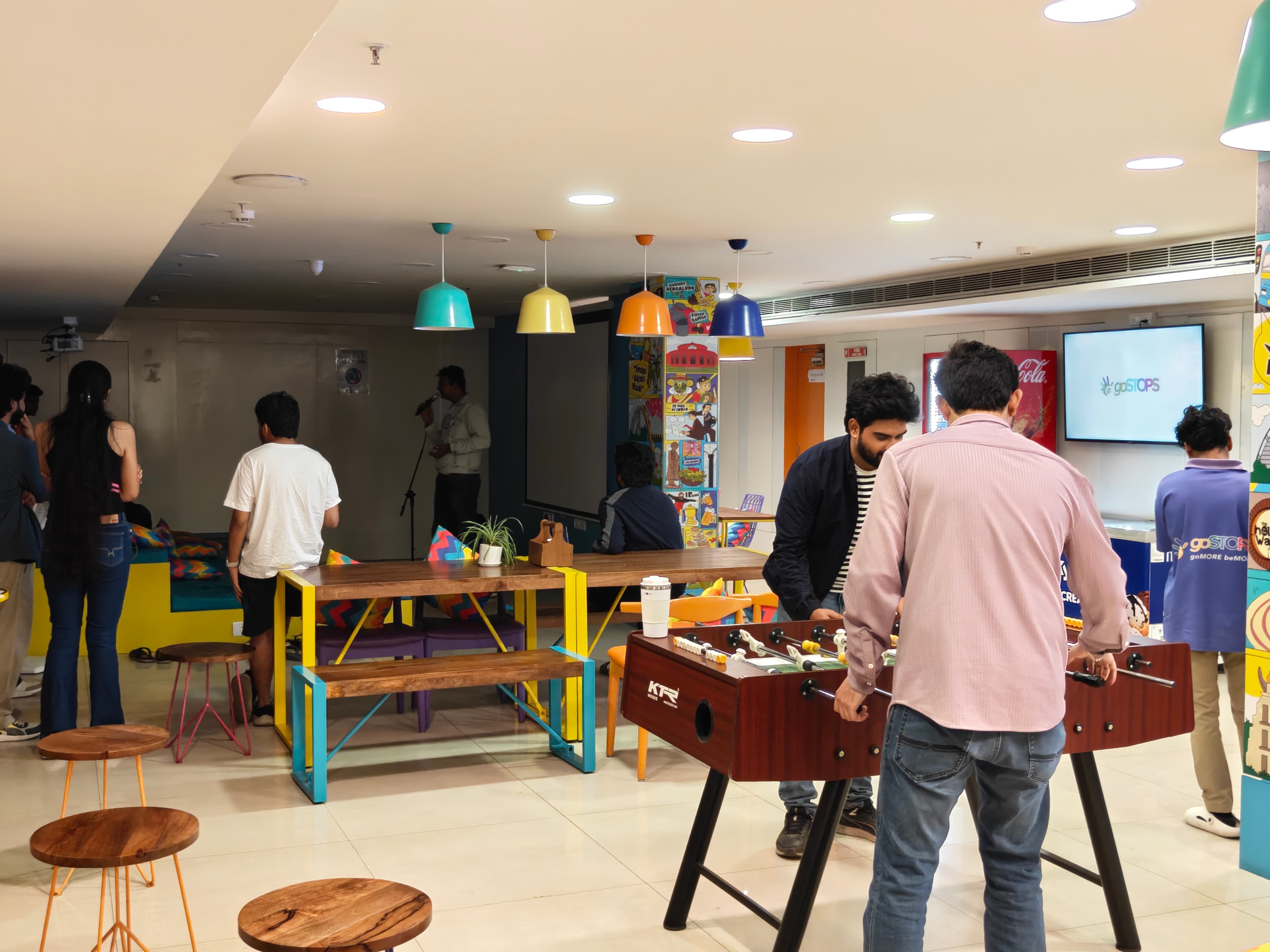 Screen placement at goSTOPS - Jayanagar